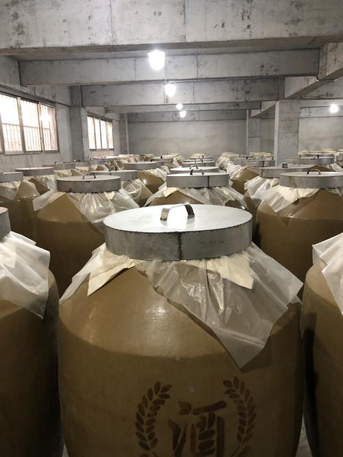 范围包括:销售:预包装食品兼散装食品,化妆品,文化用品,服装,电子产品